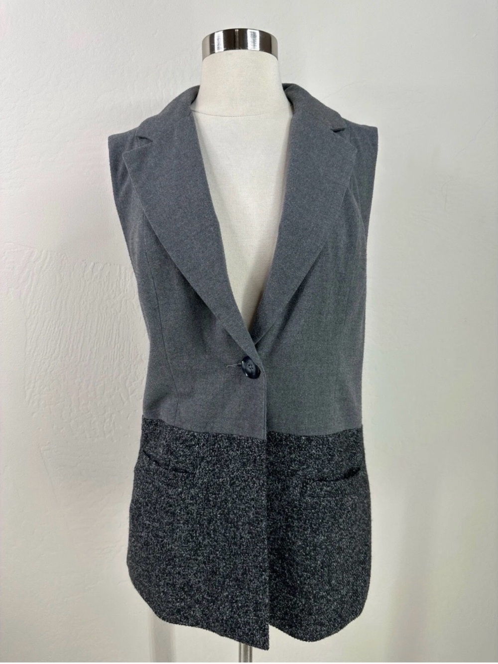 CAbi Gray Two-Tone Sleeveless Blazer Vest